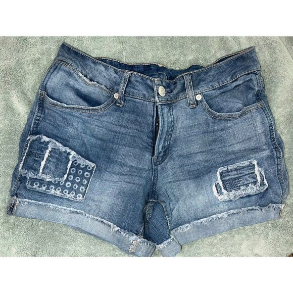 Patchwork Jean Rolled Hem Mid-rise Shorts - Picture 1 of 2